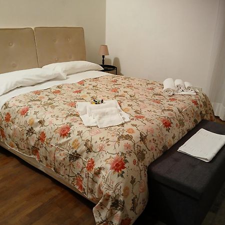 Le 5 Vie Bed and Breakfast Μπέργκαμο Εξωτερικό φωτογραφία